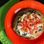 These tortilla vegetable pizzas are a quick and easy lunch, dinner, or snack! | chattavore.com