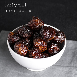 Teriyaki meatballs are everything you love about a meatball in a sweet and sticky sauce! | recipe from chattavore.com